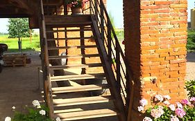 Rustic Parma Retreat